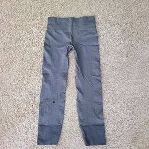 Lululemon leggings size 6